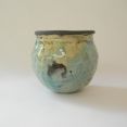 petit pot modelé - Créations en faïence